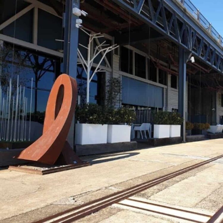 Embrace-220x100cm-3of18-CORTEN--STEEL--[Corten,landmark,outdoor]Andrew-Kasper-outdoor-garden-sculpture-australian-sculptor