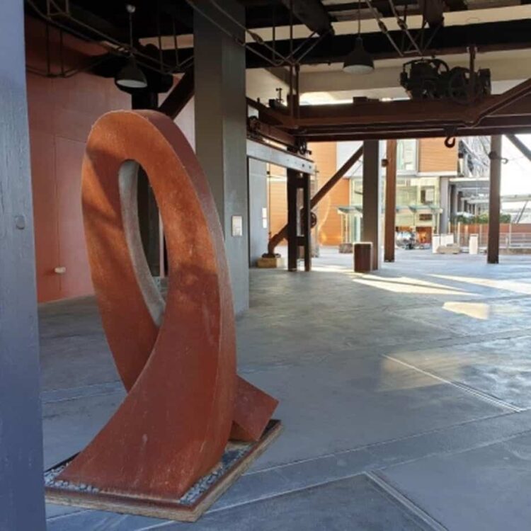 Embrace-220x100cm-3of18-CORTEN--STEEL--[Corten,landmark,outdoor]Andrew-Kasper-outdoor-garden-sculpture-australian-sculptor