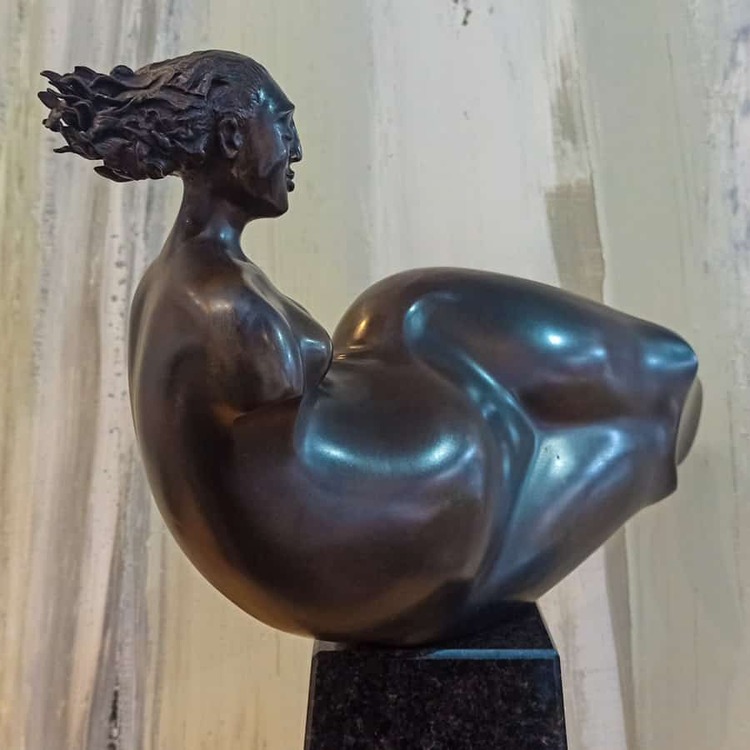 BRONZE-MARBLE-BASE-[Bronze,Table-top,Figurative]-Libucha-Zygmunt-australian-sculpture-female-form