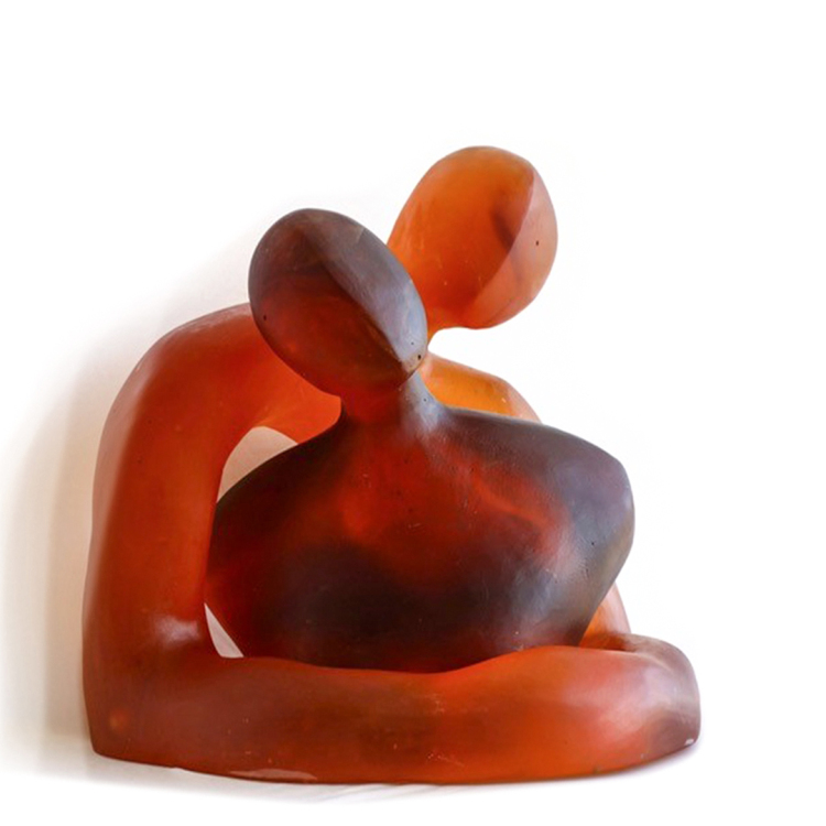 glass couple love sculpture