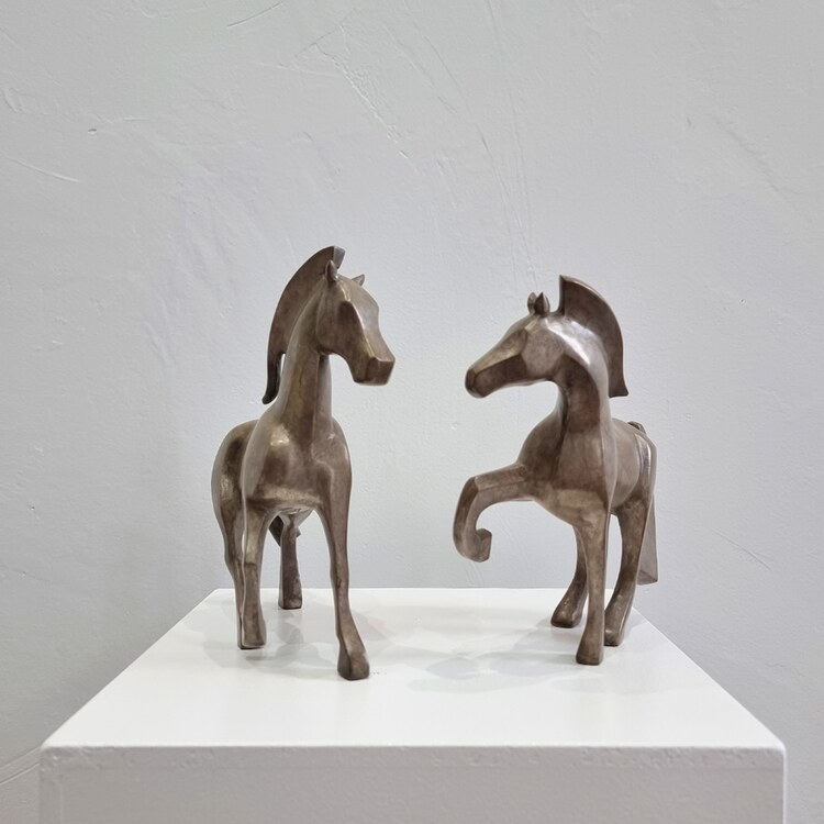 indoor small horse sculpture