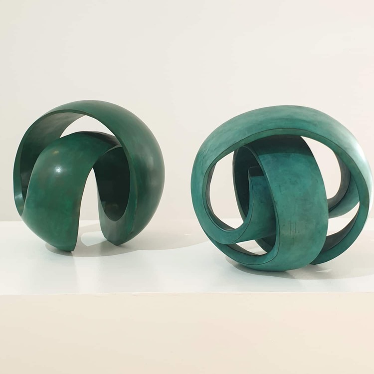 green bronze sculpture interior design