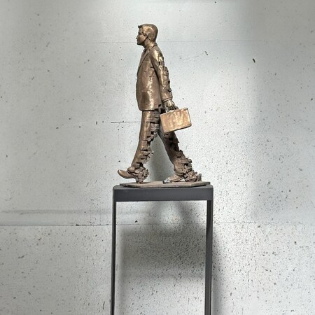 stephen-glassborow-bronze-sculpture-figurative body corporate